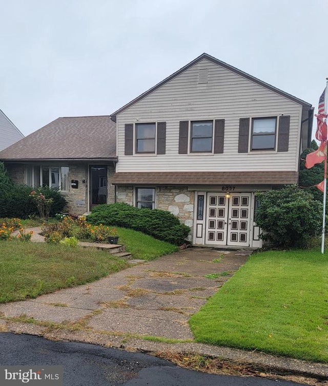 8027 Narvon St, Philadelphia