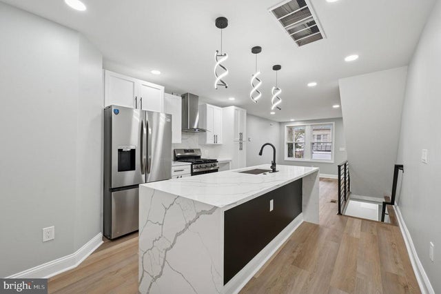 263 W Sulis St, Philadelphia