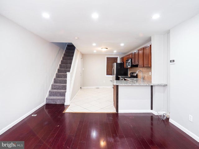 2711 Oakford St, Philadelphia