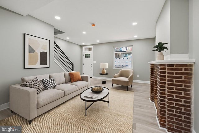 4542 Sansom St, Philadelphia