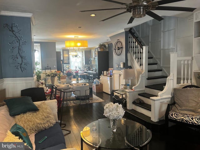 834 S Vogdes St, Philadelphia