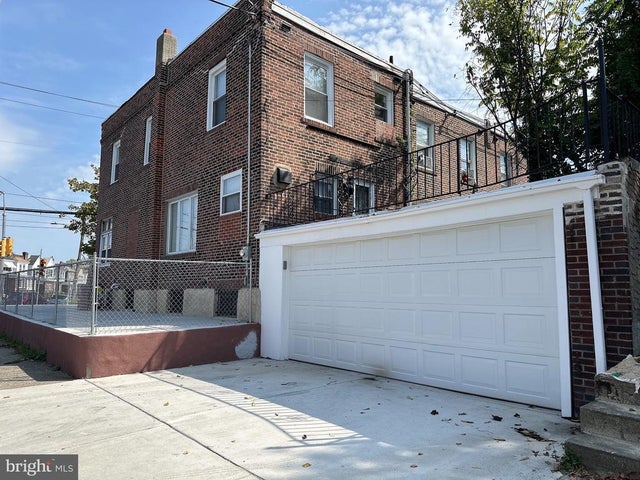 2600 S 61st St, Philadelphia