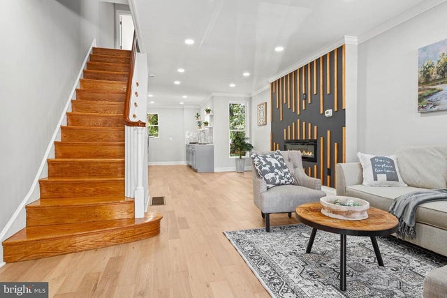7638 Fayette St, Philadelphia