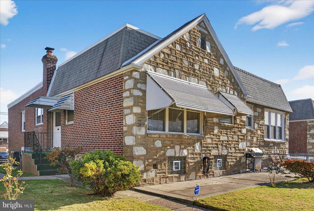 2321 Emerson St, PHILADELPHIA