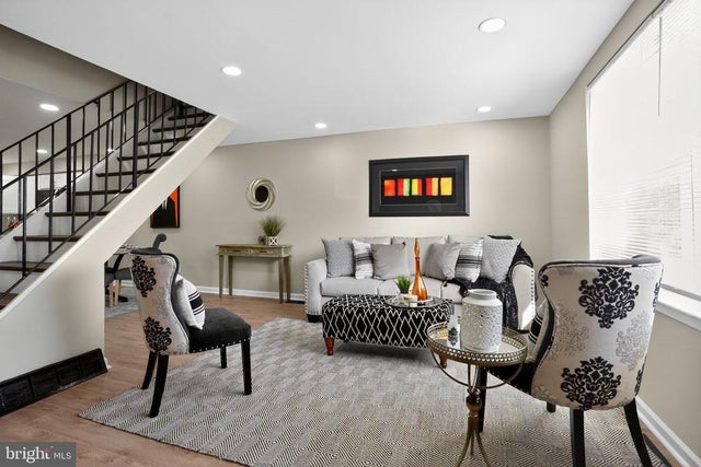 657 N May Pl, Philadelphia