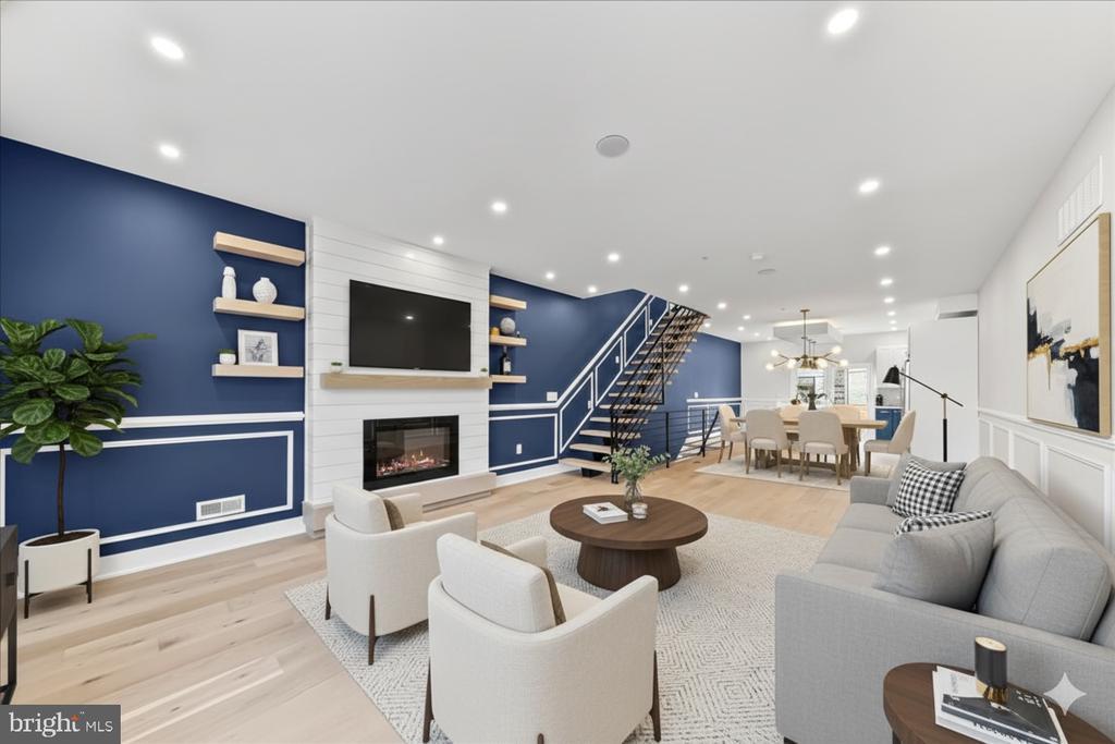 2034 Reed St, PHILADELPHIA