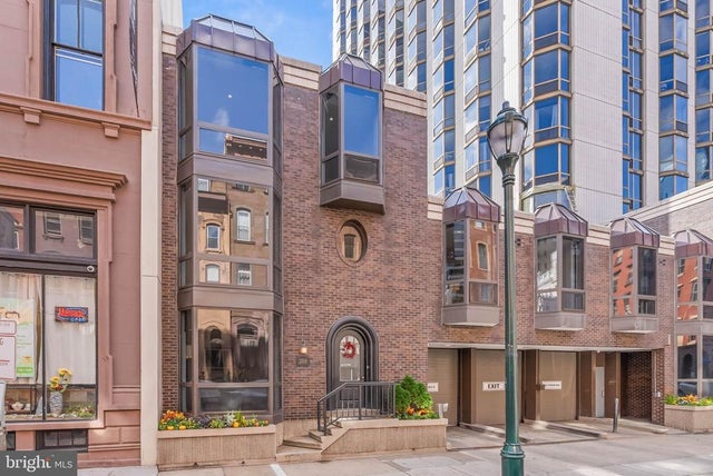 2018 Walnut St #2018, Philadelphia