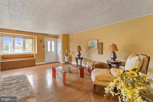 1312 E Sharpnack St, Philadelphia