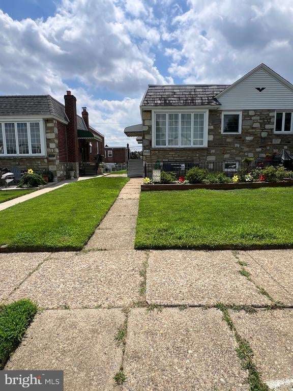 1010 Griffith St, Philadelphia