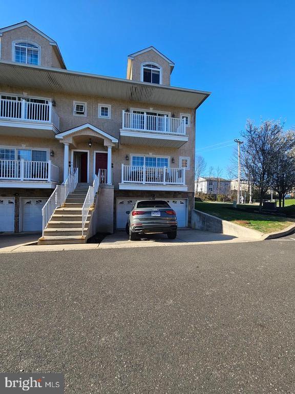 290 Byberry Rd #2, Philadelphia