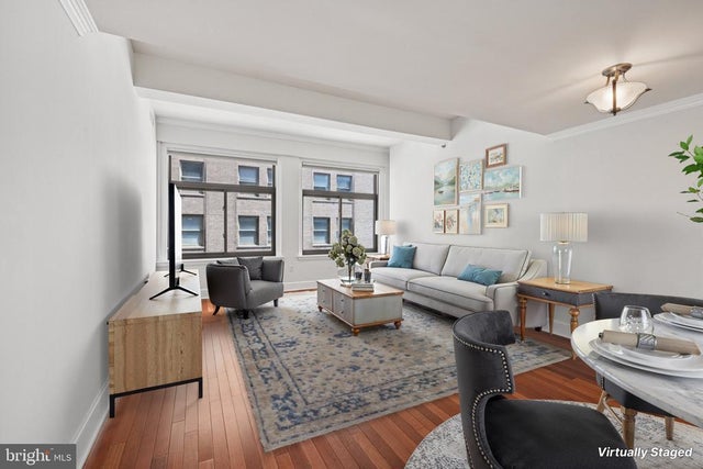 1500 Chestnut St #8c, Philadelphia