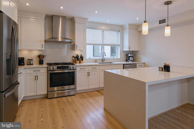 1344 S Woodstock St, Philadelphia