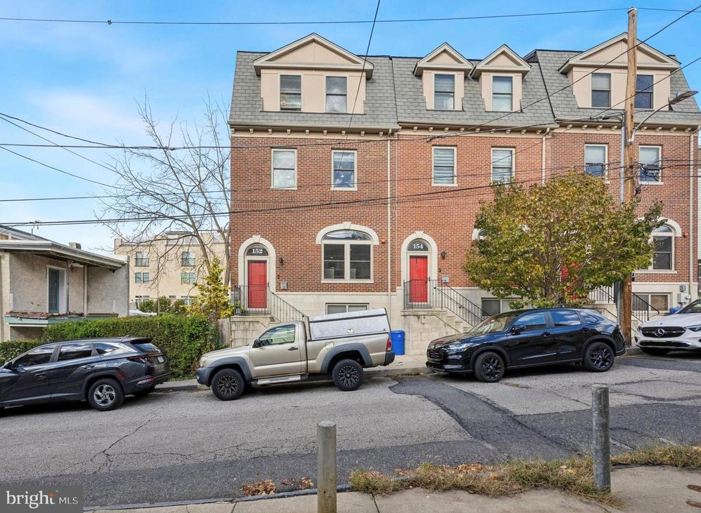152 Carson St, PHILADELPHIA
