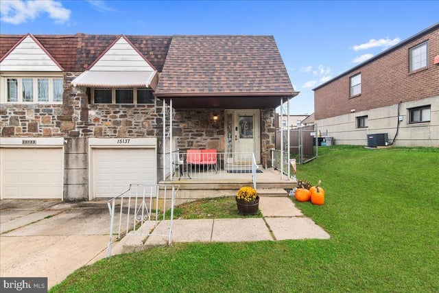 15137 Ina Dr, Philadelphia