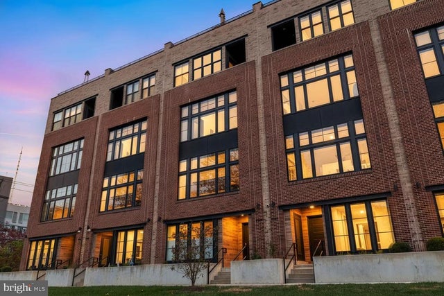 4586 Riverside Way, Philadelphia