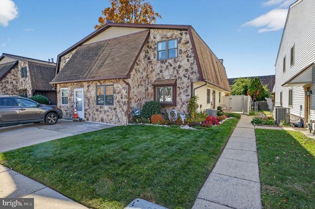 1112 Selmer Rd, Philadelphia