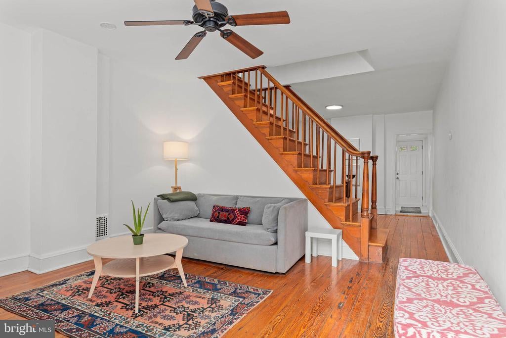 5815 Knox St, PHILADELPHIA