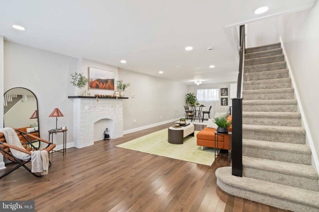 7724 Fayette St, Philadelphia