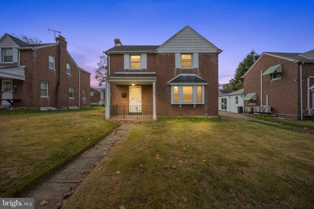 908 Fanshawe St, Philadelphia