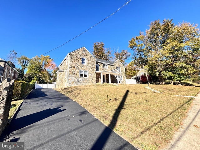 5011 Woodbine Ave, Philadelphia