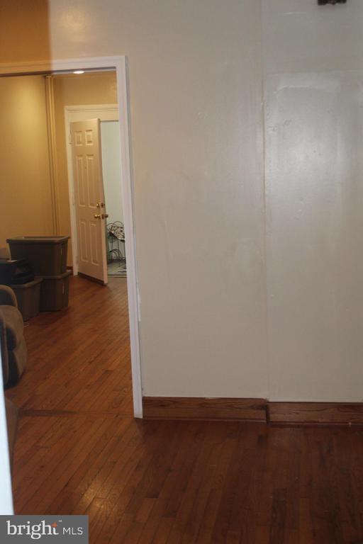 4725 Rosehill St, Philadelphia