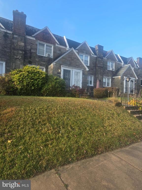 8266 Temple Rd, Philadelphia