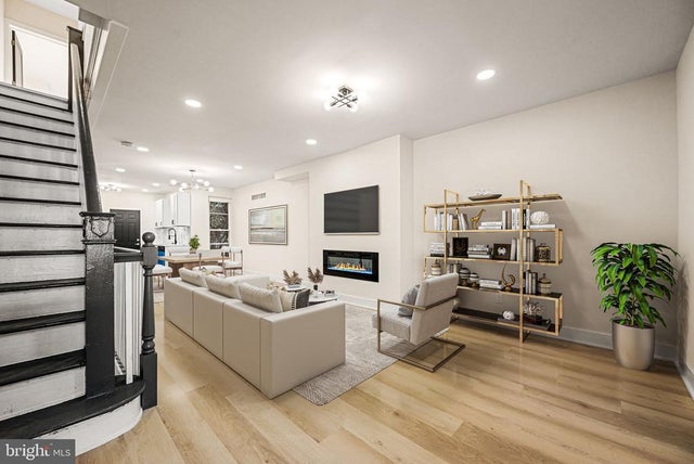 5215 N Marvine St, Philadelphia