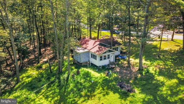204 Shiny Mountain Road, Greentown