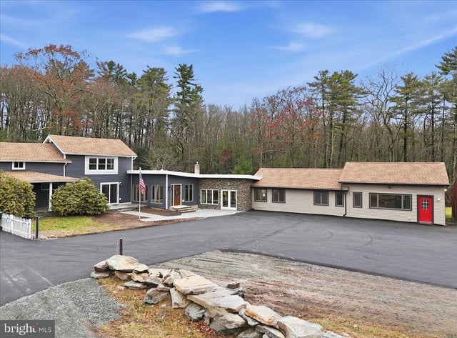 1122 Pa-739, Milford