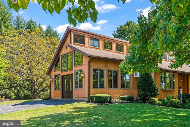 98 Willow St, Marysville