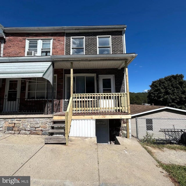 1613 Walnut St, Ashland