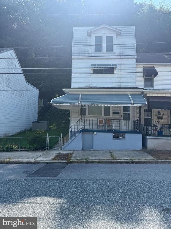 612 W Bacon St, Pottsville