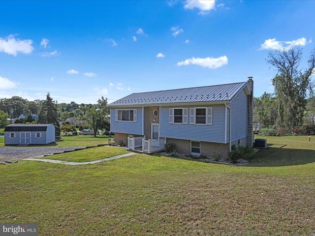 1712 Sitting Bull Dr, Auburn