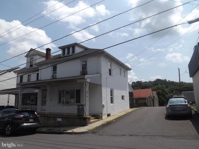 233 S South St, Minersville