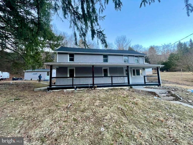 131 S Schaeffer Hill Rd, Pottsville