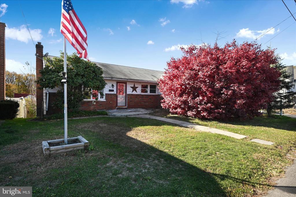 310 S Nice St, FRACKVILLE