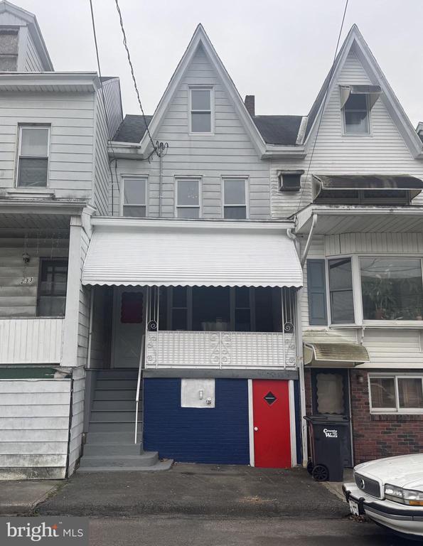 231 E A St, Girardville