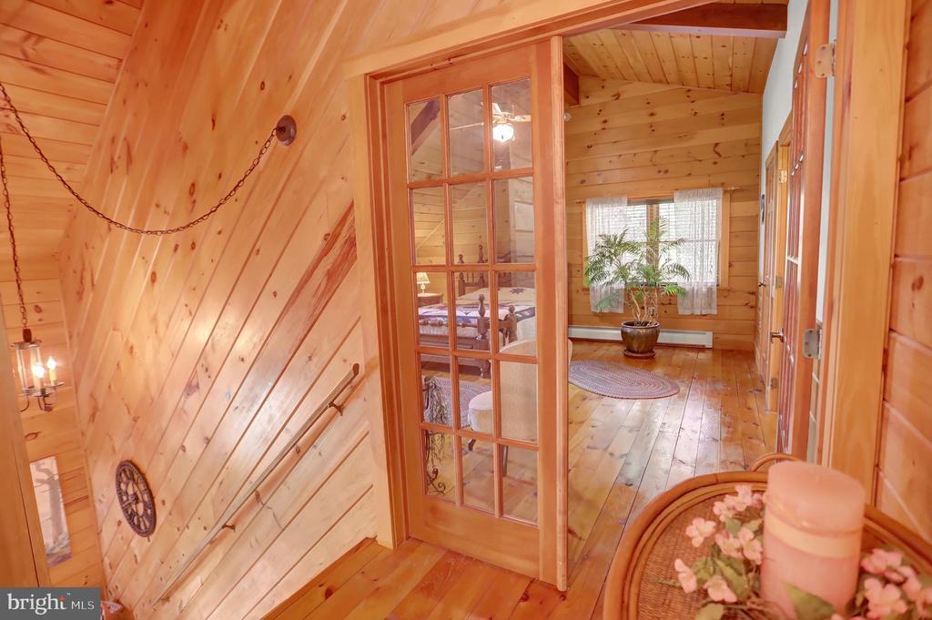 2158 Buckwheat Valley Rd, MOUNT PLEASANT MILLS PA MOUNT PLEASANT MILLS Cabin Homes For Sale