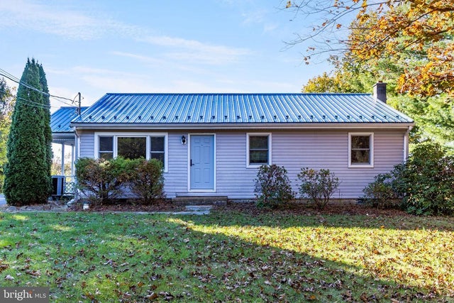 4717 County Line Rd, Winfield