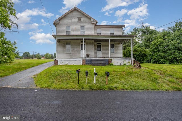 320 E Front St, Lewisberry