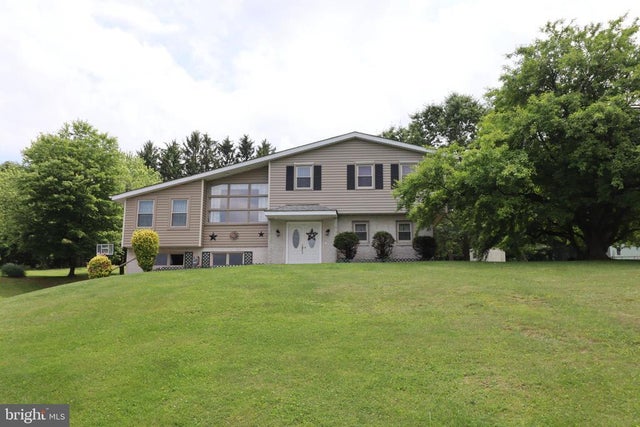 49 Valley View Dr, Hanover