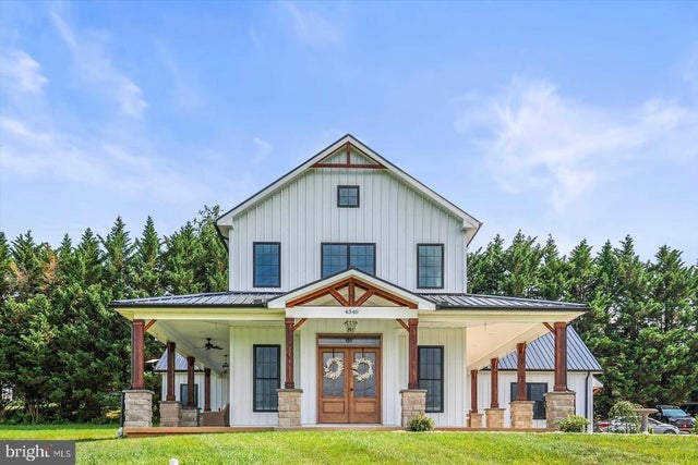 4340 Lee Rd, Glenville