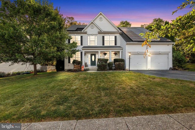 132 Stonebridge Dr, Dillsburg