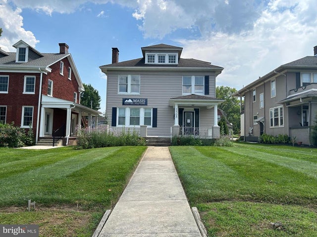 1508 E Market St, York