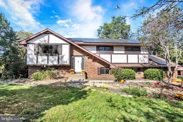 5007 Snyder Mill Rd, Spring Grove