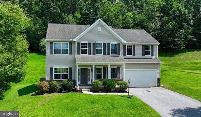 20062 Meadowsweet Ln, Glen Rock