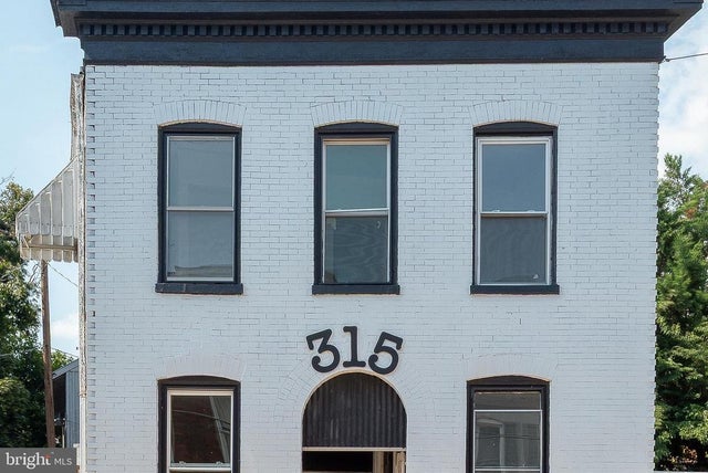 315 W North St, York