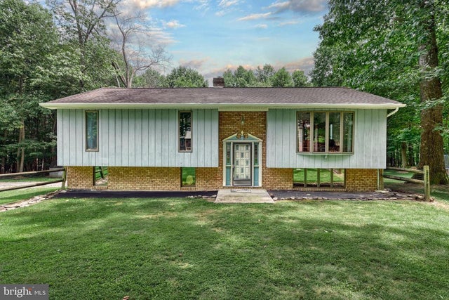 1233 Glatco Lodge Rd, Hanover