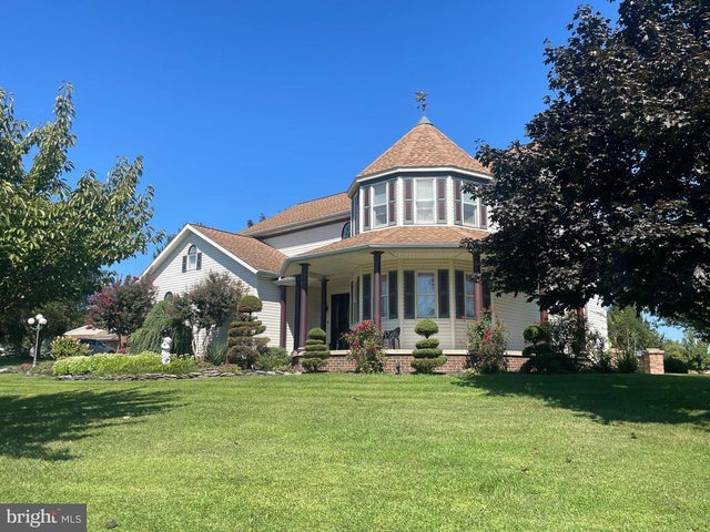 2553 Roosevelt Ave, York