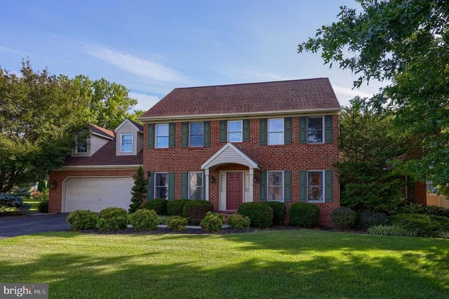 209 Conestoga Ln, Spring Grove